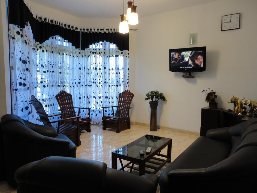 Hill Crest Residency Hotel Nuwara Eliya Esterno foto