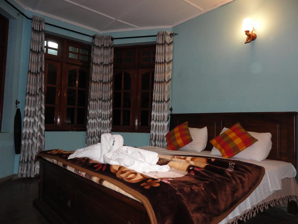 Hill Crest Residency Hotel Nuwara Eliya Esterno foto